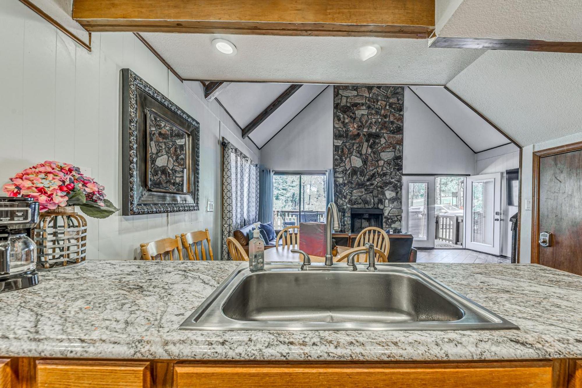 Ruidoso Family Cabin, Short Walk To Downtown! Bagian luar foto